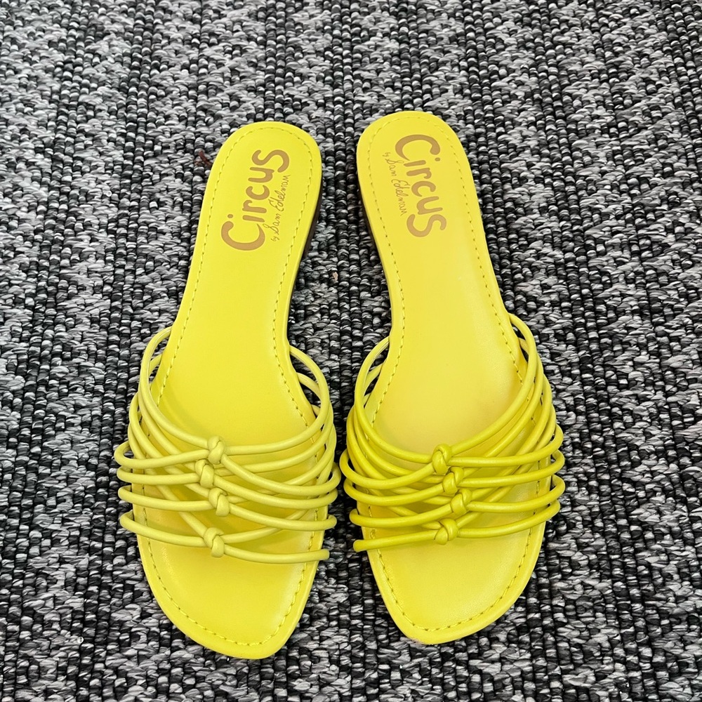 Circus by Sam Edelman Brady Yellow Slide Sandals Size 9.5